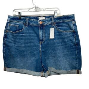 Lane Bryant MIDI Boyfriend Jean Shorts. Size 18.